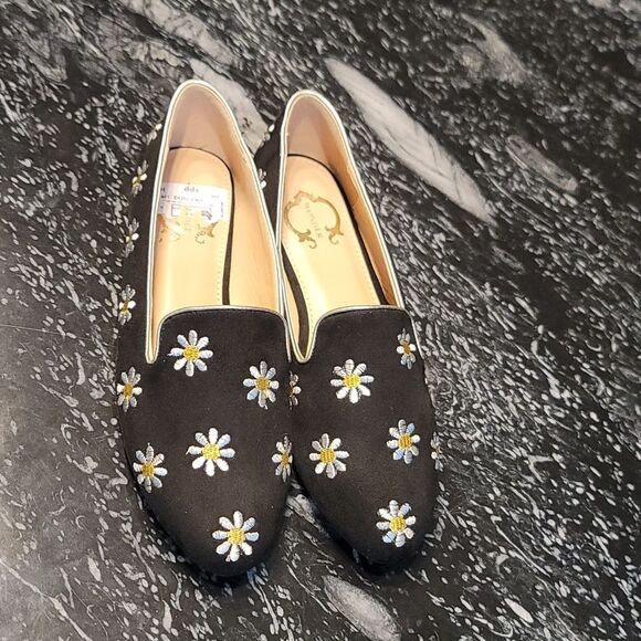 BRAND NEW C. WONDER'S FLORAL EMBROIDERED WOMEN'S  LOAFERS - Picture 3 of 16